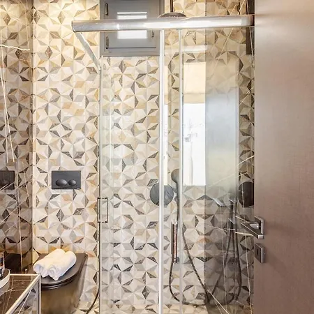 #als-on Air Luxury Rooftop דירה *