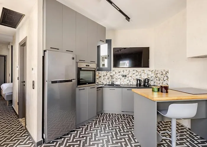 #als-on Air Luxury Rooftop Apartment